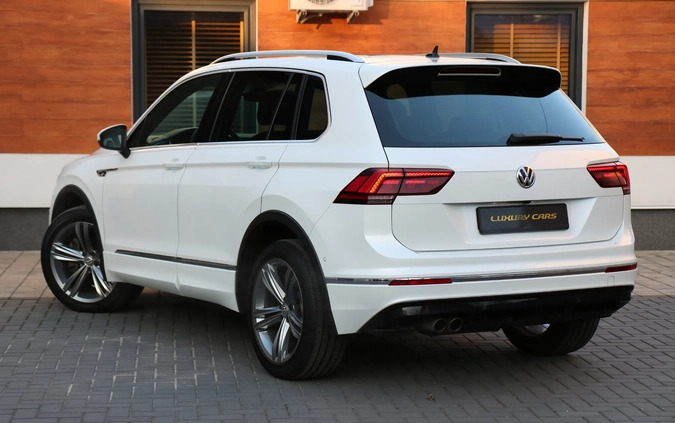 Volkswagen Tiguan cena 135050 przebieg: 71900, rok produkcji 2019 z Zelów małe 742